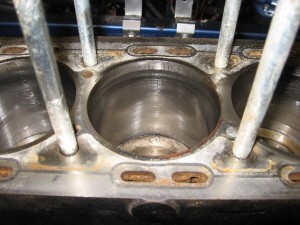 Jaguar E-type Bores showing wear ridges and scoring